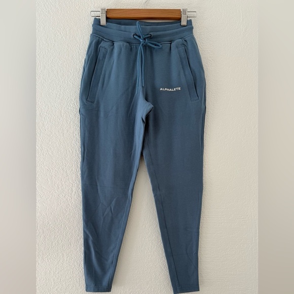 Alphalete Women's Essential Core Joggers Size  XS Denim Blue - NEW Cotton Blend - Picture 5 of 9